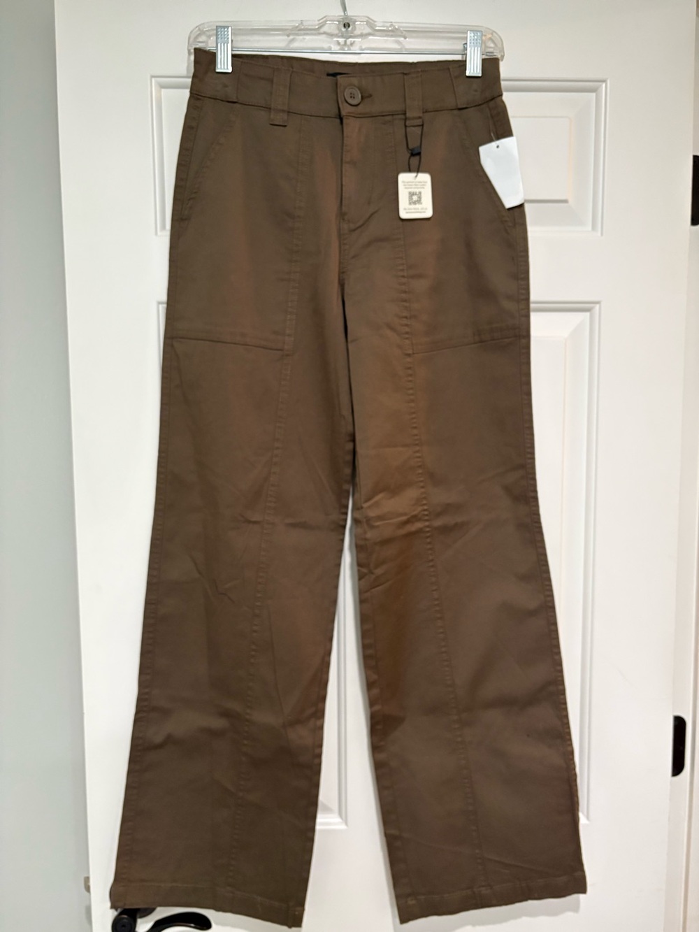 Sanctuary NWT army green straight/full leg pant
